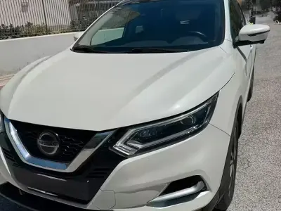 Usata Nissan Qashqai 110 CV (80 kW) 2018 Bianco SUV