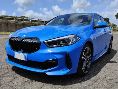 Usata BMW 118 M Sport 150 CV (110 kW) 2020 Blu/azzurro Utilitaria