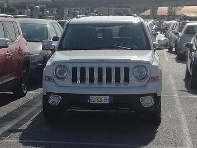 Usado Jeep Patriot 174 CV (127 kW) 2011 Blanco SUV