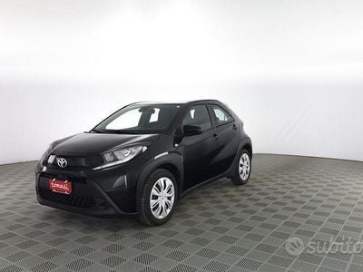 Usata Toyota Aygo X Active 72 CV (52 kW) 2025 Black met SUV