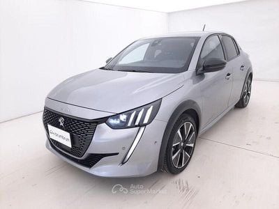 Usata Peugeot 208 56 kW (77 CV) 2021 Gray Utilitaria