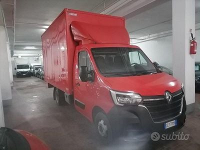 Usata Renault Master 145 CV (106 kW) 2021 Rosso Monovolume
