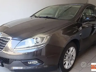 Usata Lancia Delta Silver 120 CV (88 kW) 2012 Utilitaria