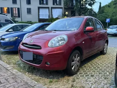 Usata Nissan Micra 80 CV (58 kW) 2011 Rosso Utilitaria