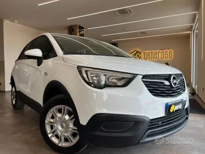 Usata Opel Crossland X Design Edition 102 CV (75 kW) 2018 Bianco SUV