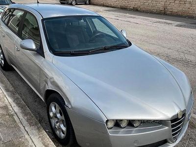Alfa Romeo 159