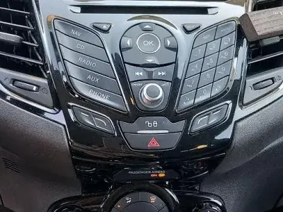 Begagnad Ford Fiesta 49 HK (36 kW) 2017 Halvkombi
