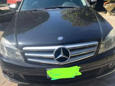 Usata Mercedes 220 Elegance 170 CV (125 kW) 2008 Berlina