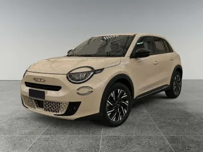 Nuova Fiat 600 La Prima 110 CV (80 kW) 2026 Beige SUV