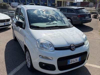 Begagnad Fiat Panda Easy 69 HK (50 kW) 2020 Vit Halvkombi