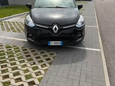 Usata Renault Clio IV 90 CV (66 kW) 2016 Nero Berlina