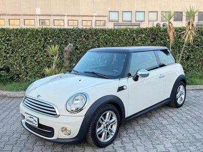 Usata Mini Cooper D 111 CV (81 kW) 2012 Bianco Utilitaria