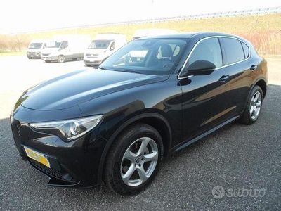 Usata Alfa Romeo Stelvio Super 209 CV (153 kW) 2017 Nero SUV