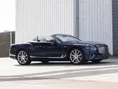 Usata Bentley Continental GT Convertible 550 CV (404 kW) 2020 Blu Cabrio