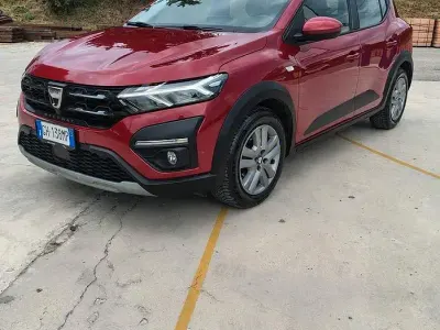 Usata Dacia Sandero Stepway 101 CV (74 kW) 2021 Rosso Berlina