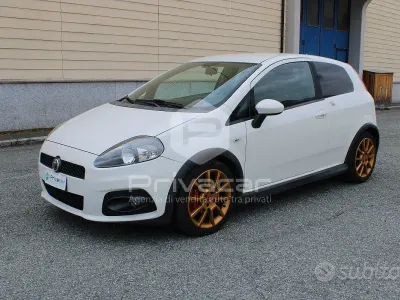 Usata Abarth Grande Punto 155 CV (114 kW) 2010 Bianco Utilitaria