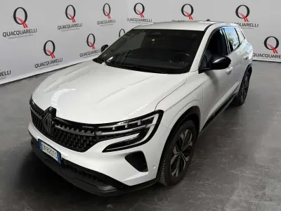 Usata Renault Austral Techno 200 CV (147 kW) 2023 Bianco SUV