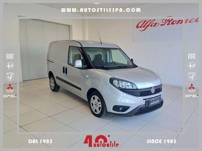 Occasion Fiat Doblò Lounge 105 ch (77 kW) 2022 Gris Monospace