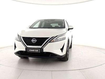 Usata Nissan Qashqai N-Connecta 140 CV (102 kW) 2023 White pearl brilliant SUV