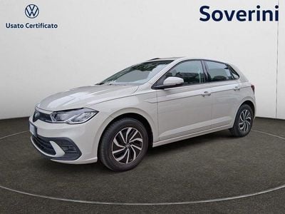 Używany VW Polo Life 80 KM (58 kW) 2023 Beżowy Hatchback