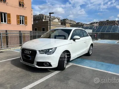 Usado Audi A1 Ambition 105 CV (77 kW) 2011 Blanco Utilitario