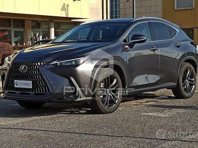 Usata Lexus NX450h+ 185 CV (136 kW) 2024 Grigio SUV