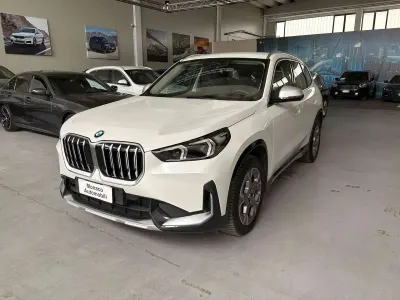 Käytetty BMW X1 xLine 136 HP (100 kW) 2023 Valkoinen Katumaasturi