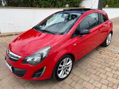 Usata Opel Corsa 95 CV (69 kW) 2013 Rosso Berlina