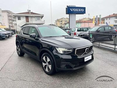 Nero Usata 2023 Volvo XC40 Core SUV | 32.900 € (Molto cara)