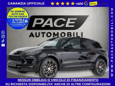Usata Porsche Macan Sport 381 CV (280 kW) 2023 Nero metallizzato SUV