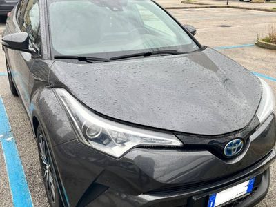 usata Toyota C-HR 1.8h Lounge 2wd e-cvt + 4 cerchi nuovi