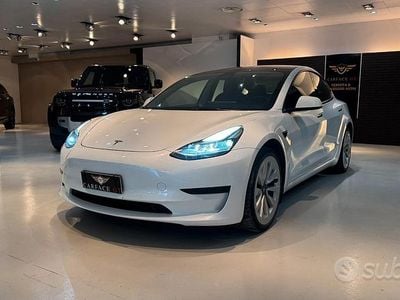 Bianco Usata 2021 Tesla Model 3 Berlina | 26.000 € (Buon prezzo)