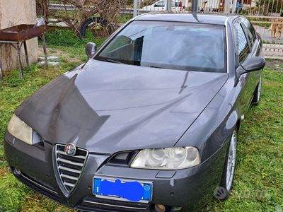 Alfa Romeo 166