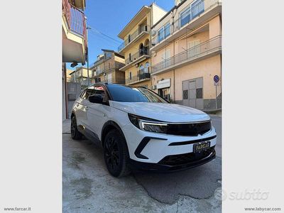 Usata Opel Grandland X GS Line 131 CV (96 kW) 2022 Bianco SUV