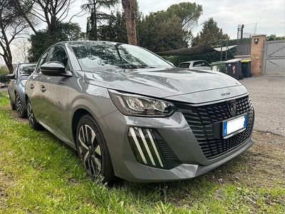 Usata Peugeot 208 Active 75 CV (55 kW) 2024 Grigio Utilitaria