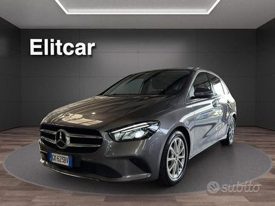 Usata Mercedes B180 136 CV (100 kW) 2021 Grigio Monovolume