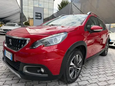 Usata Peugeot 2008 Allure 83 CV (61 kW) 2018 Rosso SUV