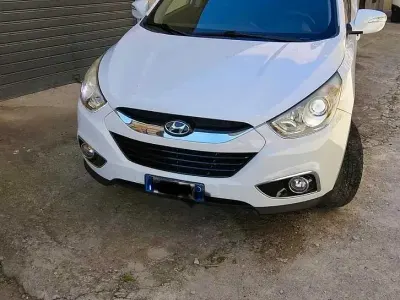 Usata Hyundai ix35 115 CV (84 kW) 2011 Bianco SUV