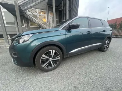 Usata Peugeot 5008 GT-line 131 CV (96 kW) 2018 Blu/azzurro SUV