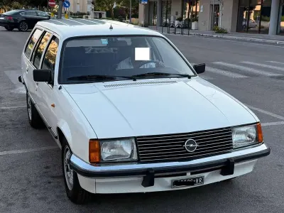 Usata Opel Rekord S 101 CV (74 kW) 1980 Bianco Station wagon