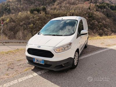 Occasion Ford Courier 76 PK (55 kW) 2016 Wit MPV