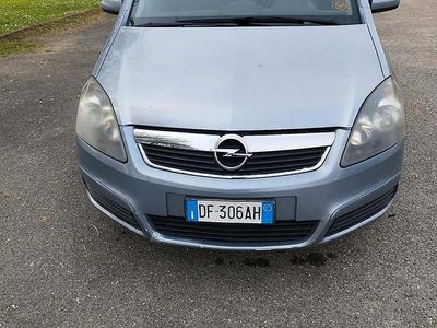 Usata Opel Zafira 120 CV (88 kW) 2007 Grigio Monovolume