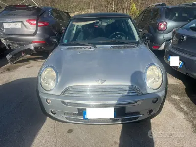 Usata Mini ONE 90 CV (66 kW) 2005 Grigio Utilitaria