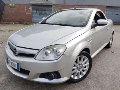 usata Opel Tigra TwinTop 1.3 CDTI First Edition