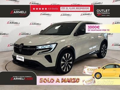 Usata Renault Austral Techno 199 CV (146 kW) 2023 Bianco SUV
