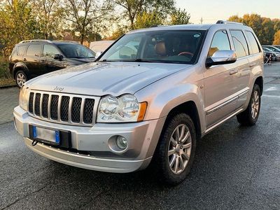 Usata Jeep Grand Cherokee Overland 218 CV (160 kW) 2006 Grigio SUV