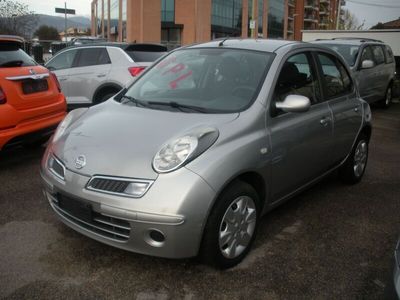Usata Nissan Micra 80 CV (58 kW) 2008 Gray Utilitaria