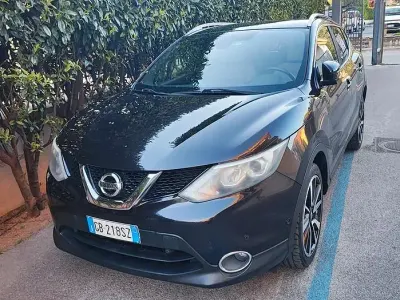 Usata Nissan Qashqai Tekna 110 CV (80 kW) 2016 Nero SUV