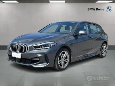 Usata BMW 116 M Sport 116 CV (85 kW) 2021 Mineral grey Utilitaria