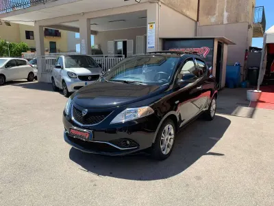 Usata Lancia Ypsilon S 95 CV (69 kW) 2016 Nero Utilitaria